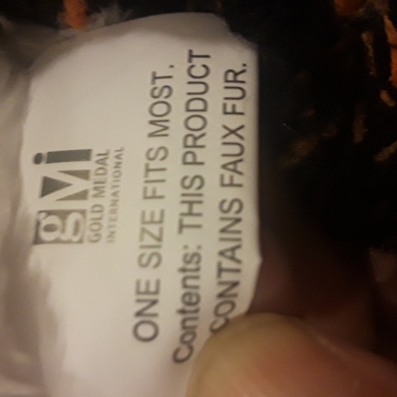 Polar Extreme.. Insulated Thermal hat/beanie..OS..Black & Red Multi color - Picture 6 of 7